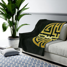 Load image into Gallery viewer, Cai Feng Shui Wealth Attraction Velveteen Plush Blanket - Emerald
